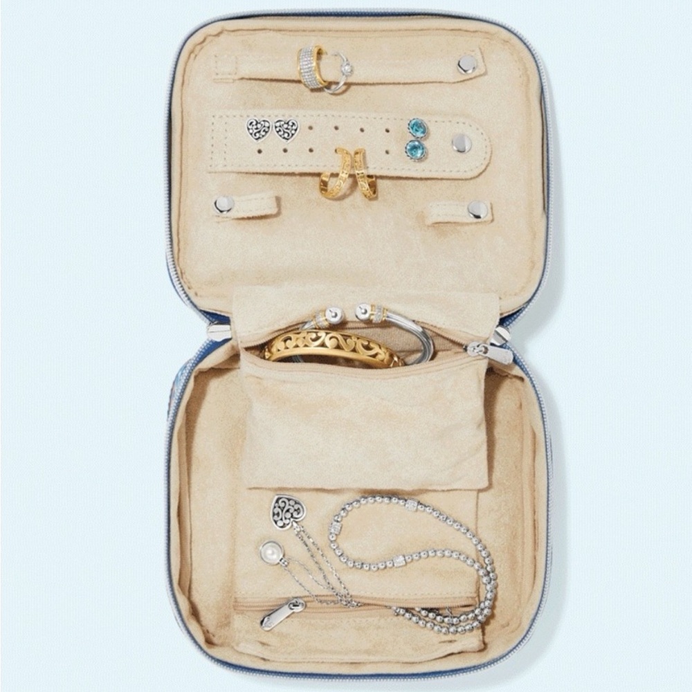 Brand new (with tags) butterfly jewelry travel case from Brighton. 2 available - Picture 2 of 6
